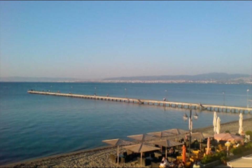 Apartment By The Beach With Amazing Sea View Peraia  Exterior photo